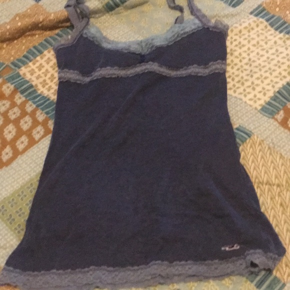 Hollister tank - Picture 1 of 1